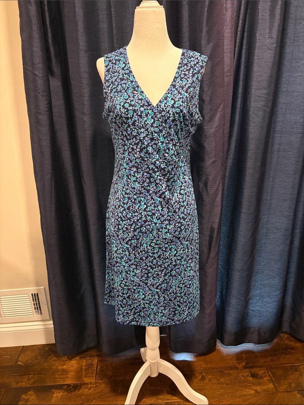 LA Gal vintage floral dress